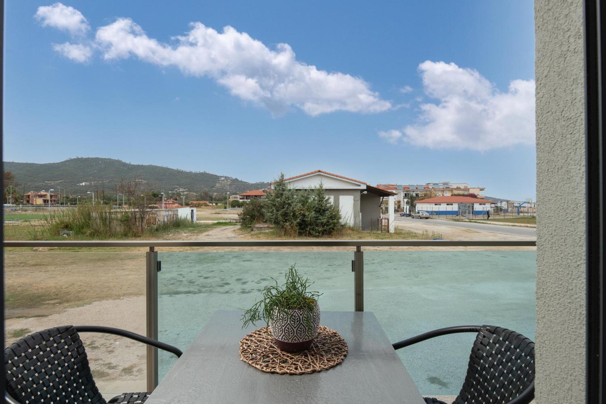 Vrahakia Beach Сарти Экстерьер фото